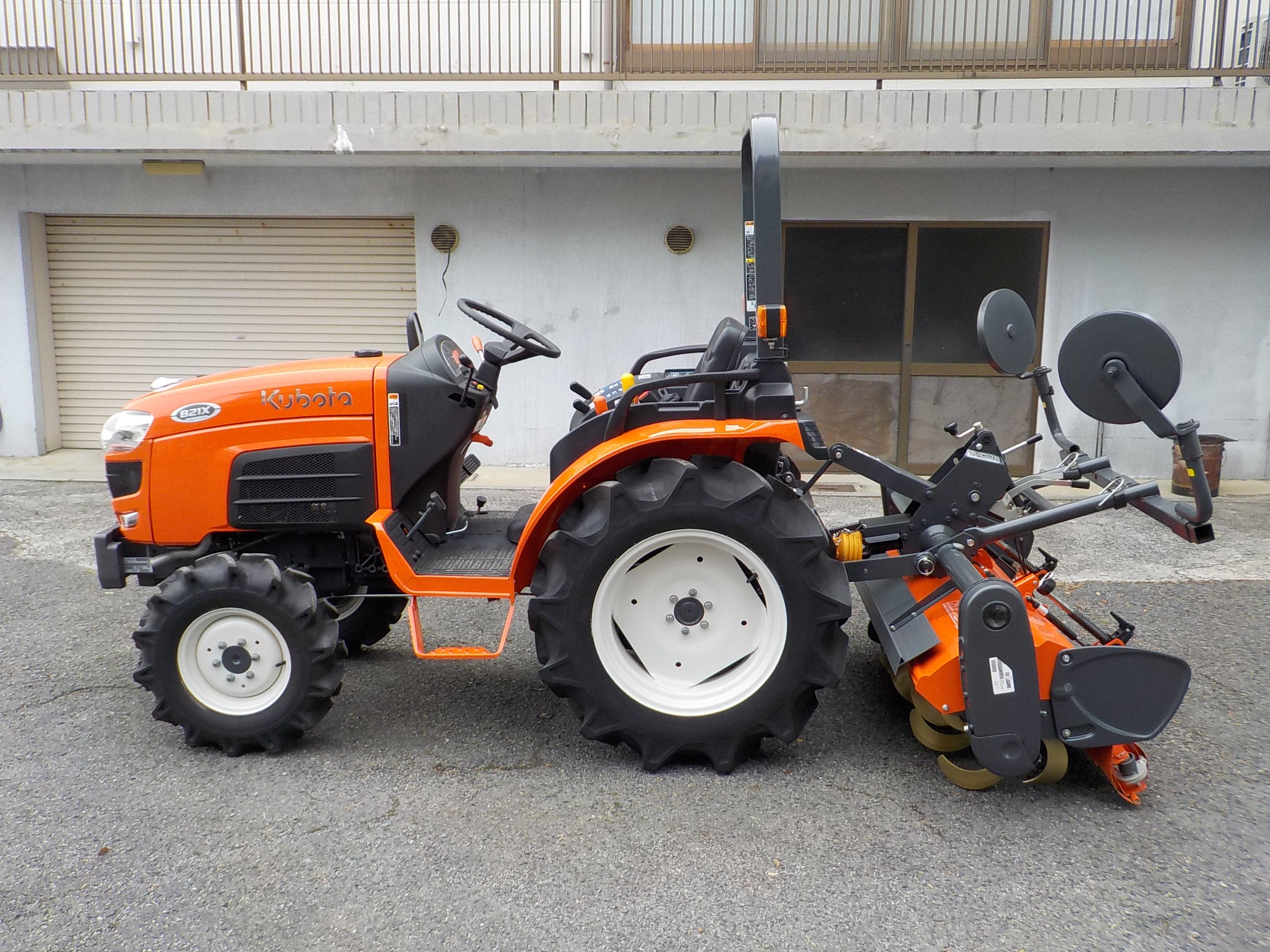 クボタ トラクター B21XMARSP14X 21ps 使用時間46ｈ 4WD パワステ 自動水平 美品 中古 広島 かわかく農機 | 株式会社  かわかく農機【農機の販売・整備メンテナンス】